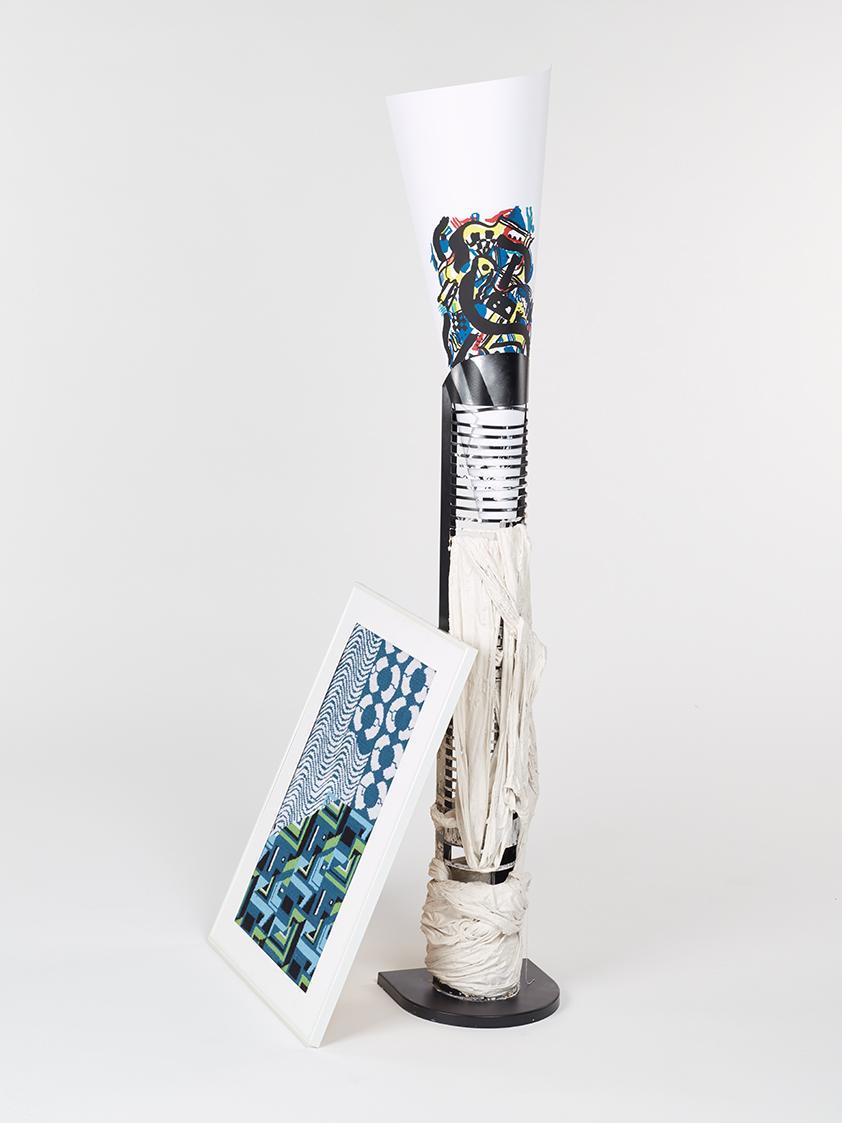 Verena Dengler, Skulptur für Camilla Birke und Maria Likarz (Wiener Werkstätte), 2009, CD-Ständ…