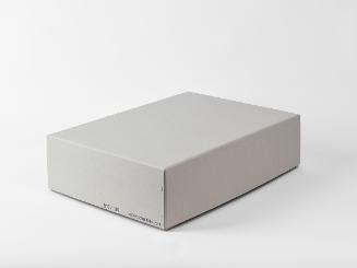 Heimo Zobernig, Ohne Titel, 2014, Stülpdeckelschachtel, genutet, Mühlenheftung, 1,8 mm Rohkarto…