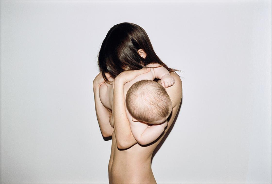 Hanna Putz, Untitled (Nave 2), 2011, Color Pigment Print, 49,5 × 74 cm, Schenkung der Künstleri…
