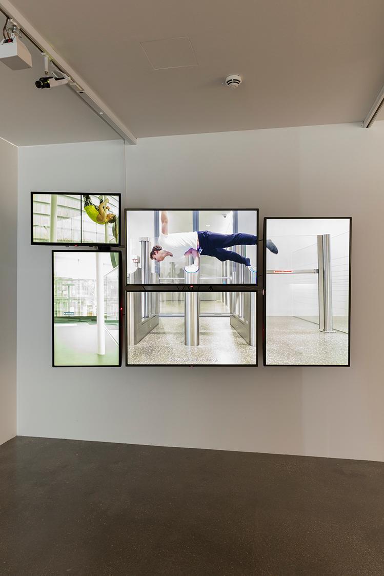 Anna Witt, Körper in Arbeit, 2018, 5-Kanal-4K Video, Belvedere, Wien, Inv.-Nr. 11713