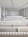 Werner Feiersinger, Ohne Titel, 2018, Stahl, Lack, 16 × 516 × 1260 cm, Ankauf aus Mitteln der G…