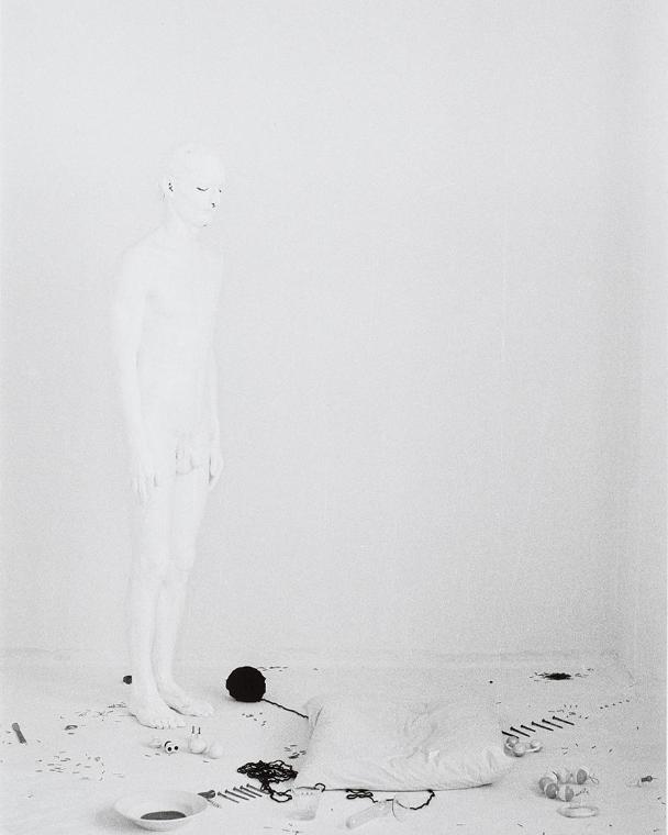 Günter Brus, Aktion mit Diana, 1967/2005, Silbergelatine auf Baryt, Belvedere, Wien, Inv.-Nr. 1…