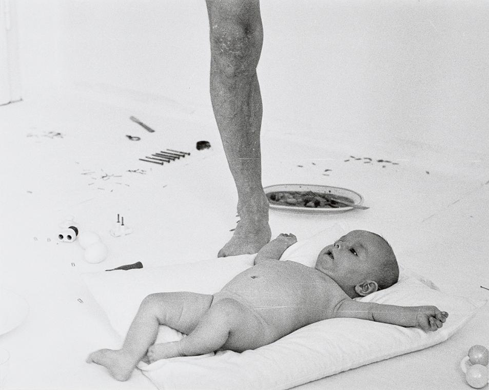 Günter Brus, Aktion mit Diana, 1967/2005, Silbergelatine auf Baryt, Belvedere, Wien, Inv.-Nr. 1…