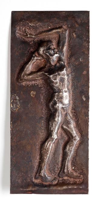 Fritz Wotruba, Männliche Figur - mit erhobenen Armen, Relief, frühe 1920er Jahre, Stahlblech, g…