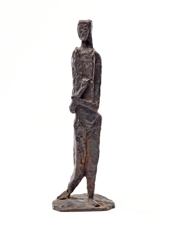 Fritz Wotruba, Kleine Stehende, 1948, Bronze, 38,5 × 13 × 11 cm, Belvedere, Wien, Inv.-Nr. FW 2…