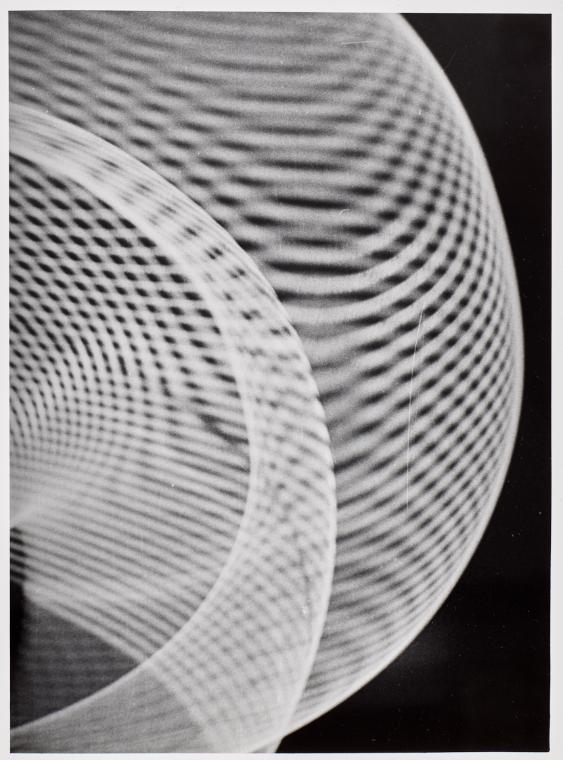 Herbert W. Franke, Fotoexperimente Raumstudien, 1956/1957, Darstellungsmaße: 23,4 × 17,2 cm, 20…