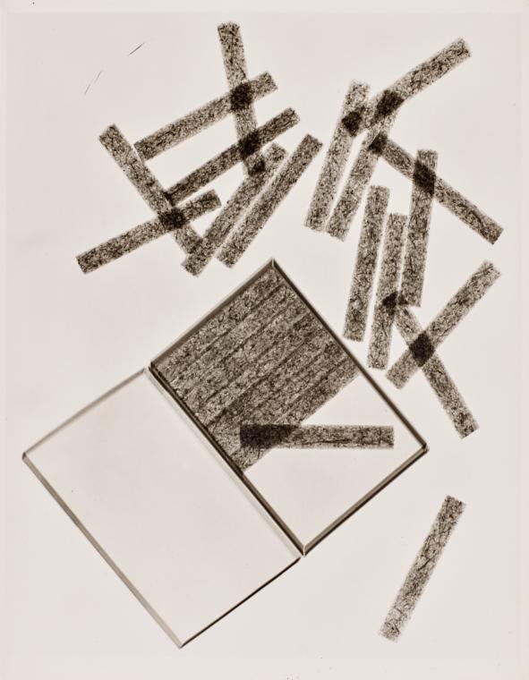 Herbert W. Franke, Röntgenstrahlung hart Zigarettenetui, undatiert, Darstellungsmaße: 28,3 × 22…