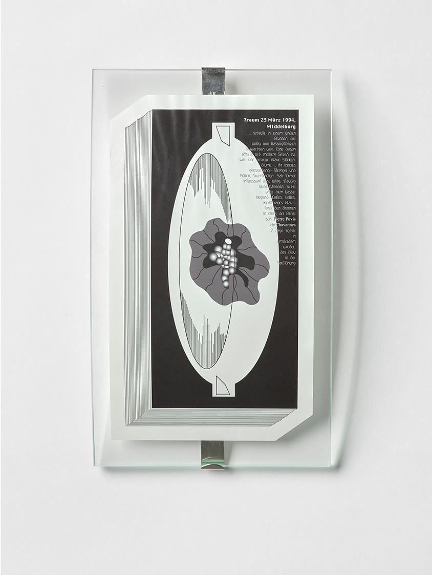 Irene Hohenbüchler, Rotunde, 1993, Papier, Glas, Metall, je: 30 × 17 × 3 cm, Belvedere, Wien, I…