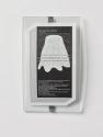 Irene Hohenbüchler, Rotunde, 1993, Papier, Glas, Metall, je: 30 × 17 × 3 cm, Belvedere, Wien, I ...