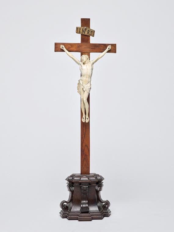 Unbekannter Künstler, Christus, 1730/1770, Elfenbein, 55,5 × 17,5 × 9 cm, Belvedere, Wien, Inv.…