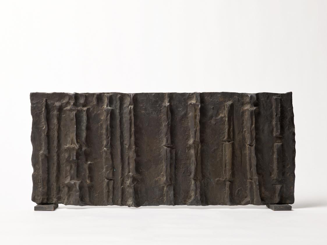 Fritz Wotruba, Relief mit neun Figuren, 1961, Bronze, 24,5 × 56 × 2,5 cm, Belvedere, Wien, Inv.…