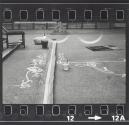 Hans Nevidal, 3 Monde, 1979/2021, SW-Fotografie, Blattmaße: 41,9 × 43,1 cm, Belvedere, Wien, In…