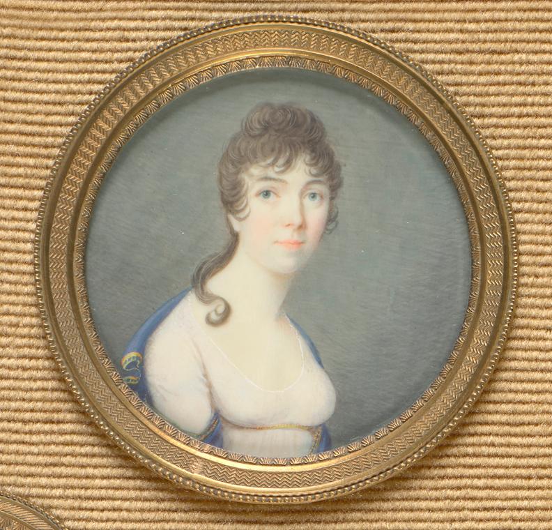 Unbekannter Künstler, Dame in weißem Empirekleid, um 1800/1810, Elfenbein, D: 6 cm, Schenkung S…