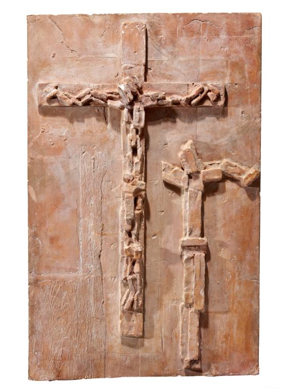 Fritz Wotruba, Relief mit zwei Kruzifixdarstellungen, 1965, Gipsguss nach Tonmodell, 63 × 40 × …