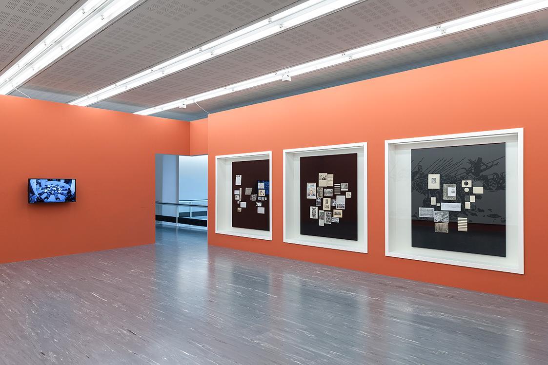 Simon Wachsmuth, Where we were then, where we are now, 2007, Magnetmosaik, 12 Aluminium-Stäbe, …