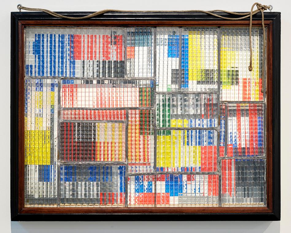 Marc Adrian, O4, 1962, Hinterglasmontage, Tempera auf Platte, Relief, Riffelglas mit unterschie…