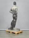Fritz Wotruba, Grosse dunkle Figur, 1933, Hartsandstein, schwarz bemalt, 243 × 82,5 × 55,5 cm, …