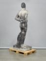 Fritz Wotruba, Grosse dunkle Figur, 1933, Hartsandstein, schwarz bemalt, 243 × 82,5 × 55,5 cm,  ...