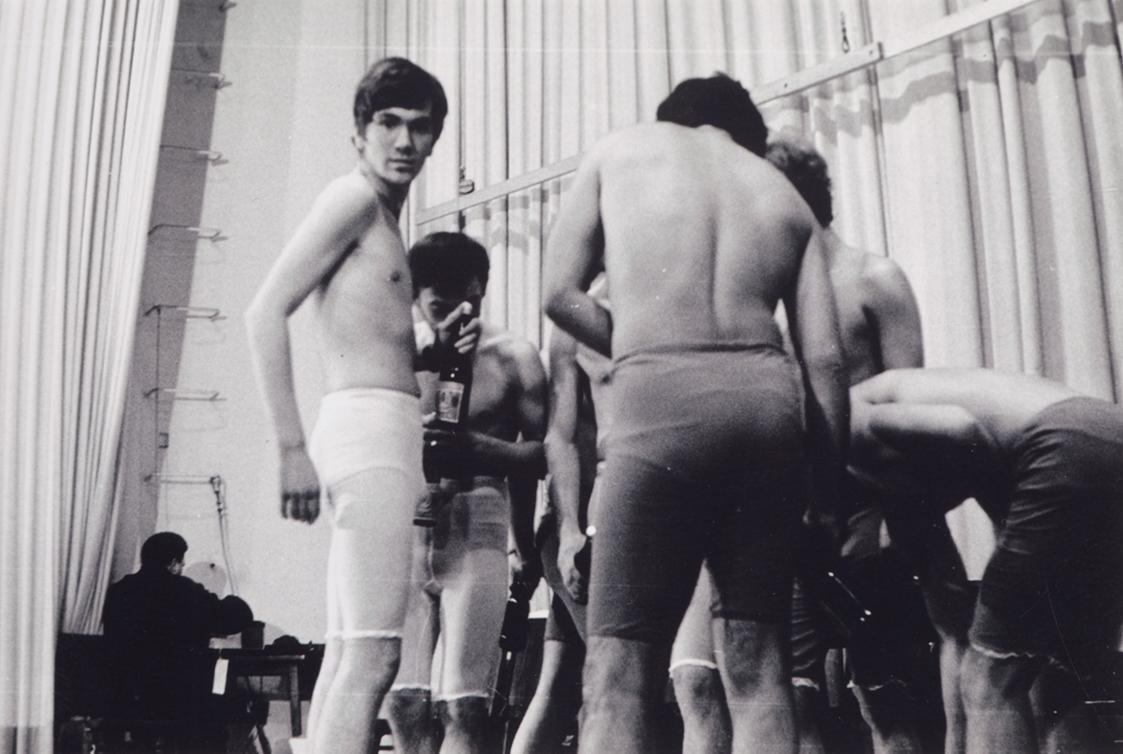 Günter Brus, Direct Art Festival, 9. November 1967 im Festsaal des Gewerkschaftshauses Treitlst…