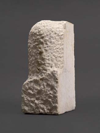 Fritz Wotruba, Kopf, unvollendet, um 1954, Untersberger Marmor, 44 × 18,5 × 26 cm, 52 kg, Belve…