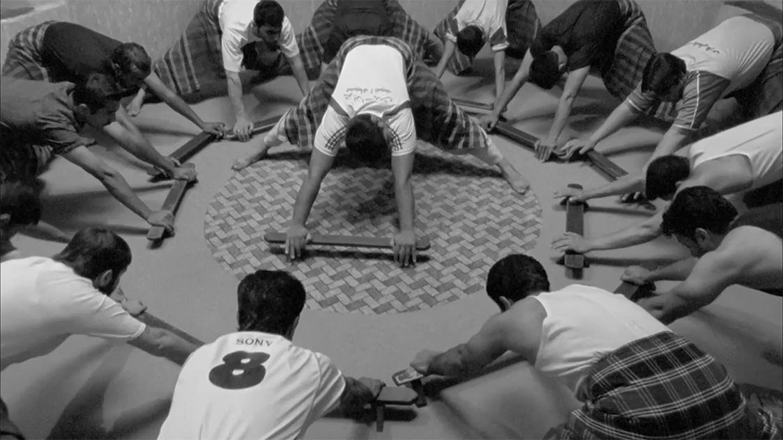 Simon Wachsmuth, Pulad Zurkhaneh, 2007, Film (Super16mm auf HD transferiert), S/W, Ton, Format …