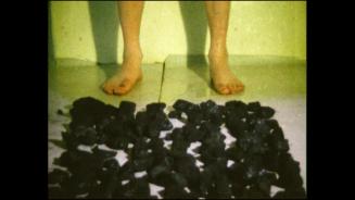 Ursula Pürrer, Gezacktes Rinnsal schleicht sich schamlos schenkelnässend an, 1985, Film, Leihga…