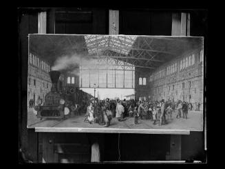 Josef Löwy – k. u. k. Hof-Photograph, Kunst- und Verlags-Anstalt, Ankunft eines Zuges am Nordwe…