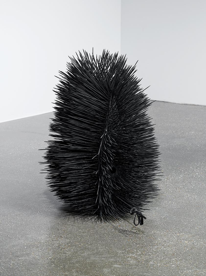 Kerstin von Gabain, Shelter for Beasts, 2021, Holz, Ölfarbe, Silikon, 80 × 60 × 72 cm, Belveder…
