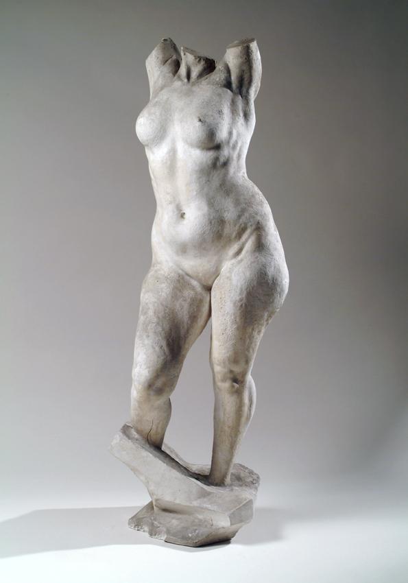 Torso eines stehenden weiblichen Akts