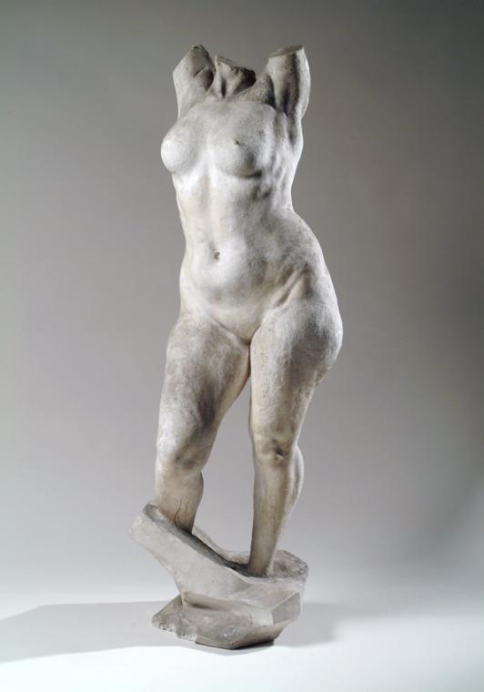 Torso eines stehenden weiblichen Akts