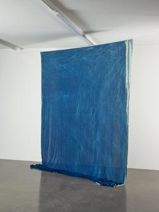 Constanze Schweiger, Eisenblaufärbung für Ballgasse 6, 2023, Cyanotypie, rasengebleichter Baumw…