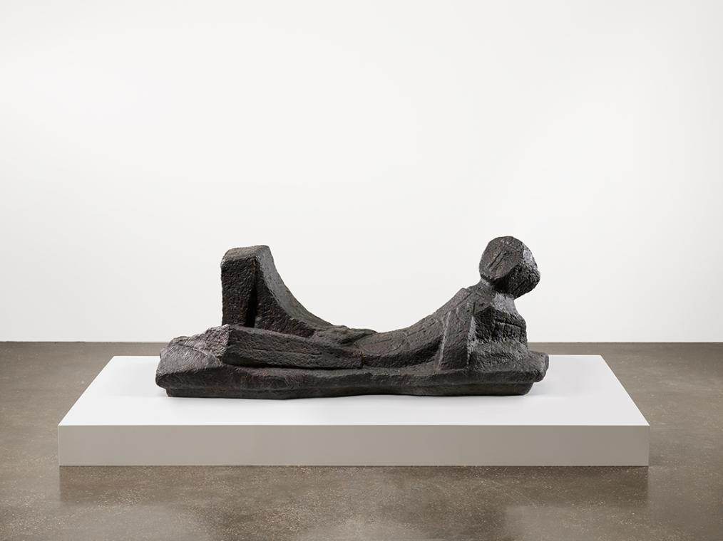 Fritz Wotruba, Grosse liegende Figur, 1953, Bronze, 169 × 65,5 × 59 cm, 160 kg, Belvedere, Wien…