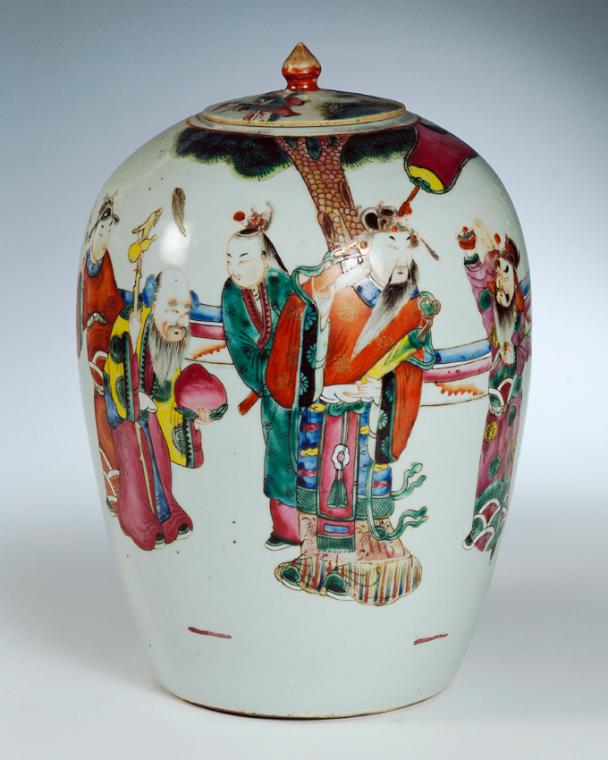 Chinesische Vase mit Deckel, undatiert, Porzellan, 31,5 × 21 × 21 cm, Belvedere, Wien, Inv.-Nr.…