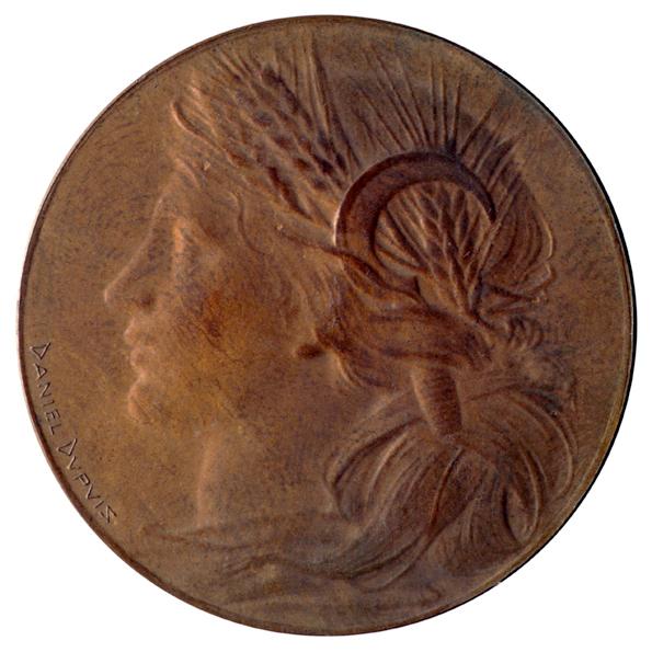 Daniel Dupuis, Medaille auf die Weltausstellung 1900 in Paris, 1900, Bronze, 21 x 11,5 x 10 cm,…