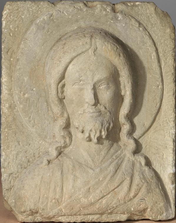 Niederösterreichischer Bildhauer, Christusbüste, um 1300, Kalksandstein, ca.: 70 x 50 x 15 cm, …