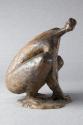 Heinrich A. Deutsch, Sitzende in Hockstellung, 1958, Bronze, Artothek des Bundes, Dauerleihgabe…