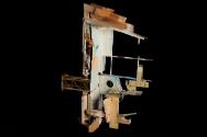 Lois Renner, Raumteil "Stadtseite", 1997, Lindenholz, Messing, Ölfarbe, Belvedere, Wien, Inv.-N…