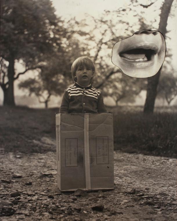 Gottfried Bechtold, Suche II (Ansicht 1),1978, Schwarzweiß-Fotografie mit Ausschnitt und Intars…
