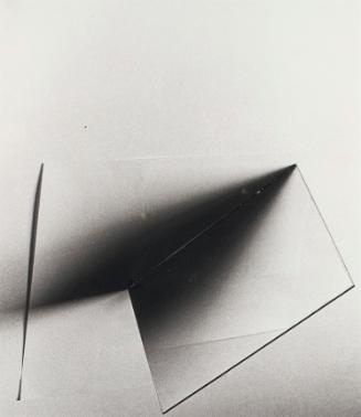 Peter Weibel, Isomorphe und polymorphe Brechungen, 1972, Schwarzweißfoto, verglast, gerahmt, 33…