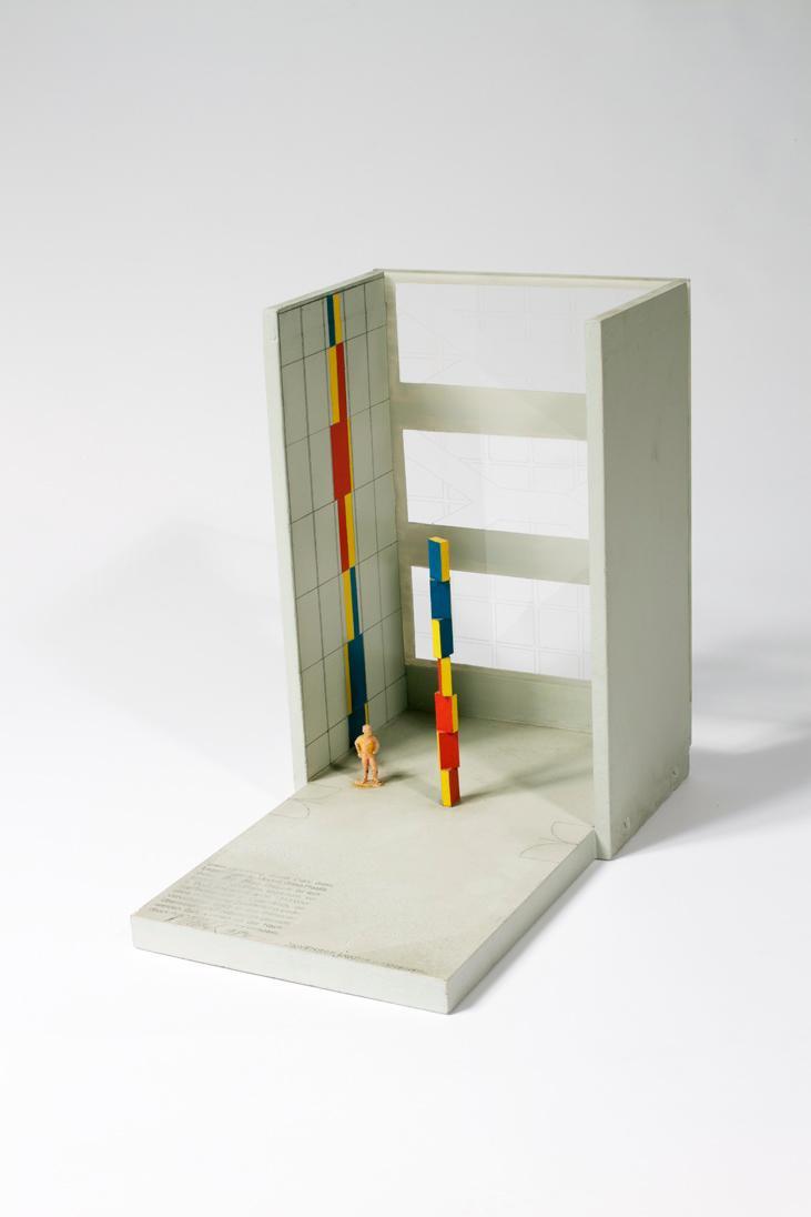 Roland Goeschl, Ohne Titel, 1984, Bleistift, Acryl, Kunststoff auf Holz, 26,7 × 17,7 × 28,3 cm,…