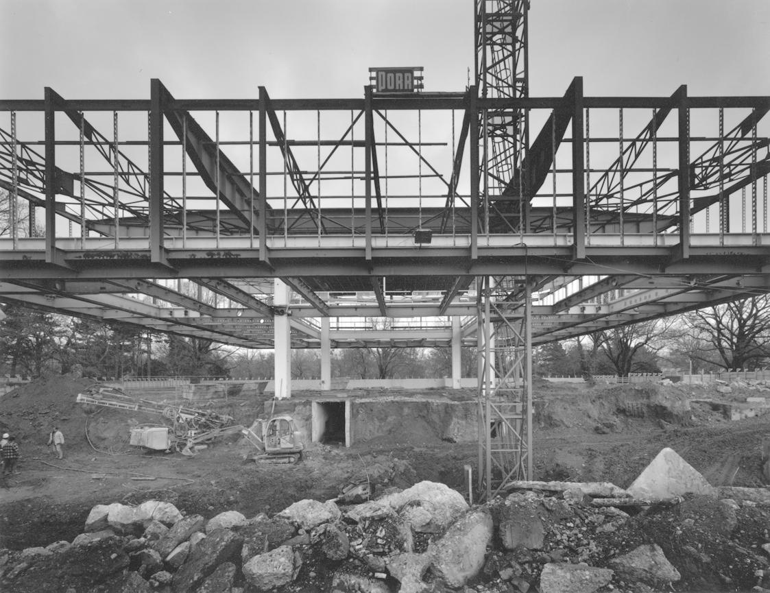 Gerald Zugmann, Dokumentation Umbau 20er-Haus, 2010, Silbergelatin-Abzug, 24 x 30,4 cm, Belvede…