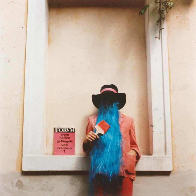 Padhi Frieberger, Selbstporträt, um 1980, Vintage chromogenic print, 30,3 x 30,3 cm, Wien, Belv…