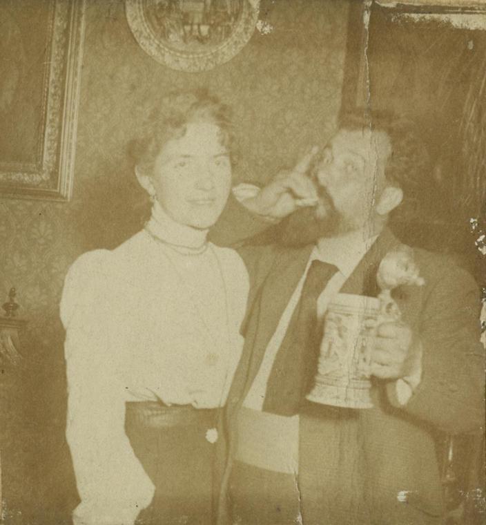 Georg Klimt, Unbekannter Fotograf, Fanny und Georg Klimt, um 1905, Silbergelatine, Belvedere, W…