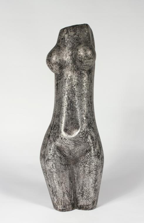 Josefine Sokole, Torso, Gips patiniert, 60 x 20 x 16 cm, Belvedere, Wien, Inv.-Nr. 10599
