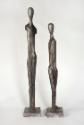 Josefine Sokole, Menschenpaar, Aluguss, Mann: 80 x 12,5 x 15,5 cm, Frau: 69 x 13 x 16 cm, Belve…
