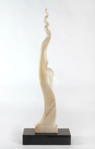 Stephan Pral, Flora, 1975, Griechischer Marmor, 108 × 20 × 7 cm, Artothek des Bundes, Dauerleih…