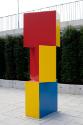 Roland Goeschl, Säulenformation, um 1979, Eisen, lackiert, 303 × 120 × 120 cm, Belvedere, Wien,…