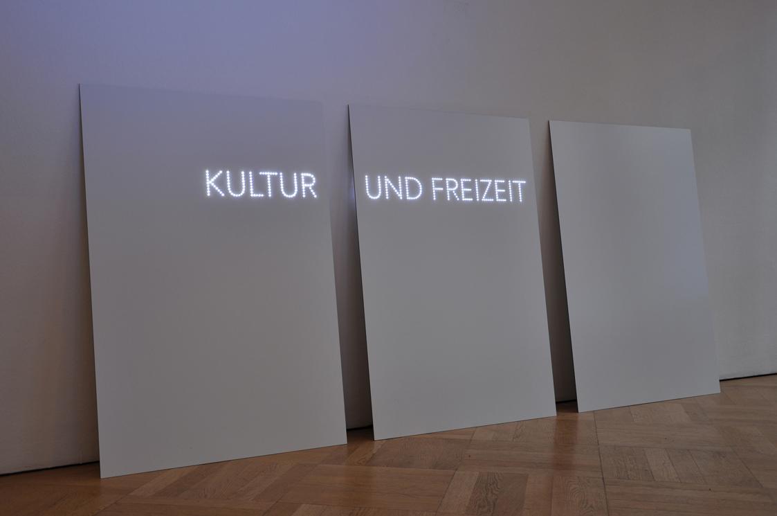 Andreas Fogarasi, Kultur und Freizeit, 2006, 3 Aluminium Dibond Boards, LED-Lampen, je: 100 × 7…