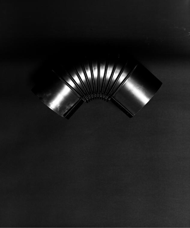 Anja Ronacher, Conditioning I, 2010, Silbergelatine-Print auf mattem Baryt, 30,5 × 37,5 cm, Bel…
