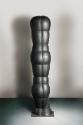 Joannis Avramidis, Stehende Figur, um 1960, Bronze auf dünner Eisenplatte, 103 × 23 × 20 cm, Ar…
